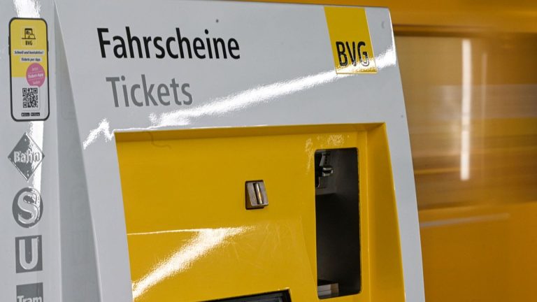 Öffentlicher Nahverkehr: Einzelfahrt für 3,80 Euro - Bus und Bahn werden teurer