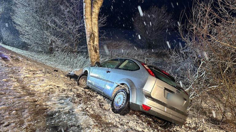 Winterwetter: Schnee, Glätte und Unfälle in Nordbayern