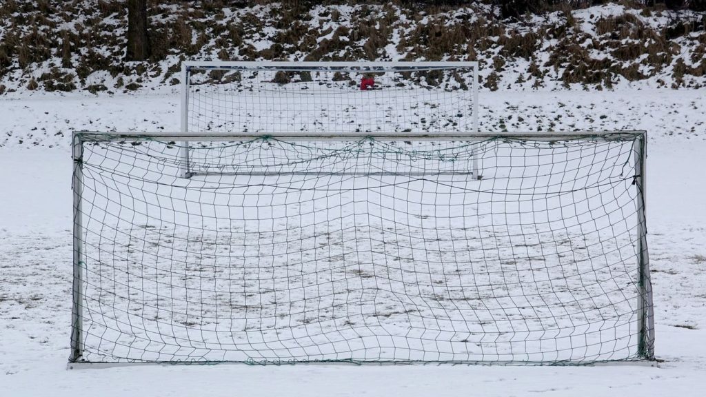 3. Fußball-Liga: Schnee stoppt Trainingsauftakt von Wehen Wiesbaden