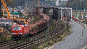 Verkehr: Bahn-Sanierung in NRW: Einschränkungen für Reisende