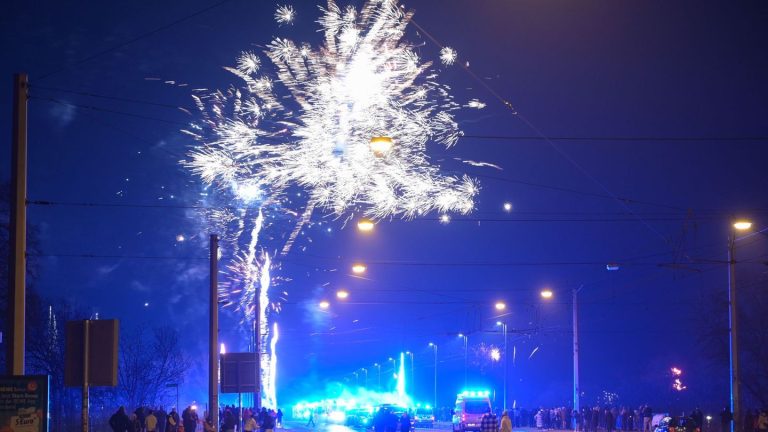 Feinstaub: Silvesterfeuerwerk: Mäßige Luftbelastung durch frischen Wind