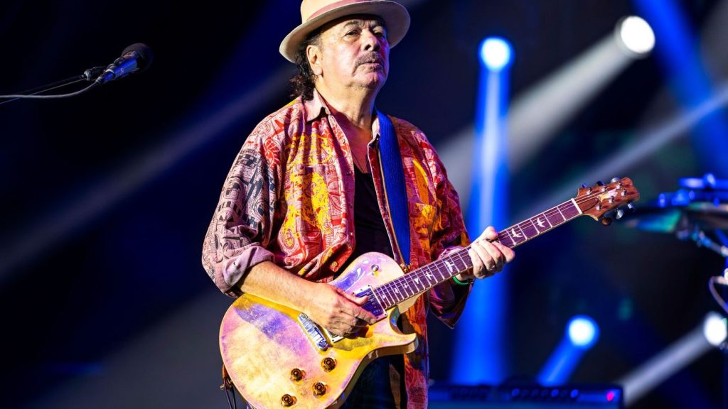 Leute: Gitarren-Legende Carlos Santana bricht sich den Finger