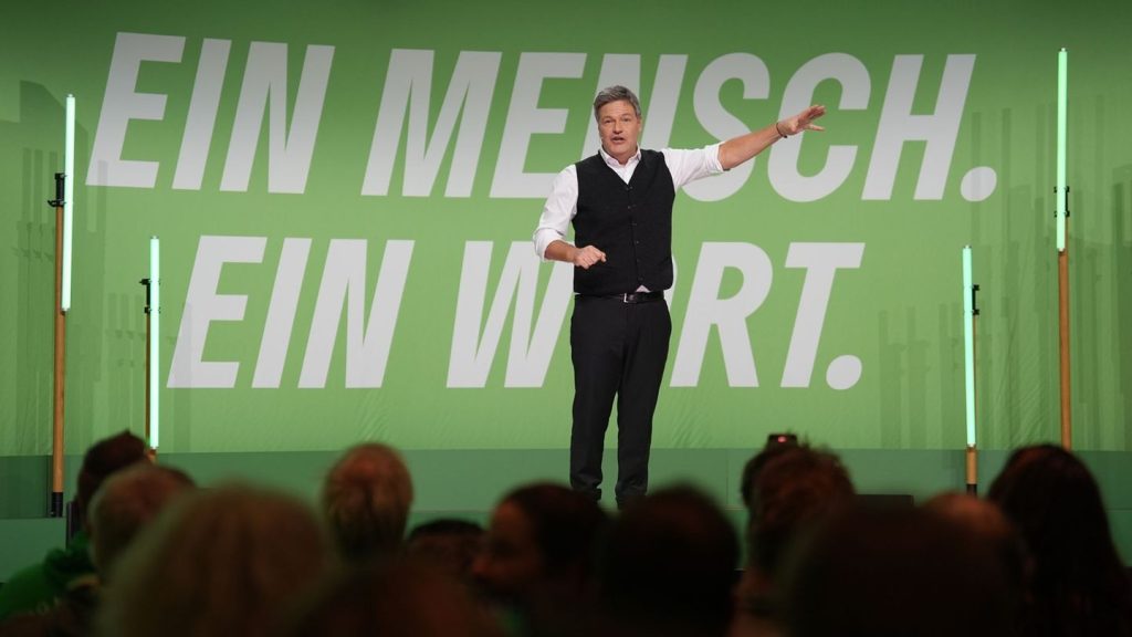 Wahlkampf-Auftakt: "Dumme Sprüche": Grüne teilen gegen Mitbewerber aus