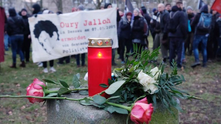 20 Jahre nach Feuertod: Tod Oury Jallohs: Linke fordert Aufklärung