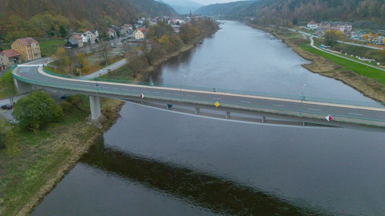 Marode Infrastruktur: Brückensperrung Bad Schandau: Firmen bangen um Existenz