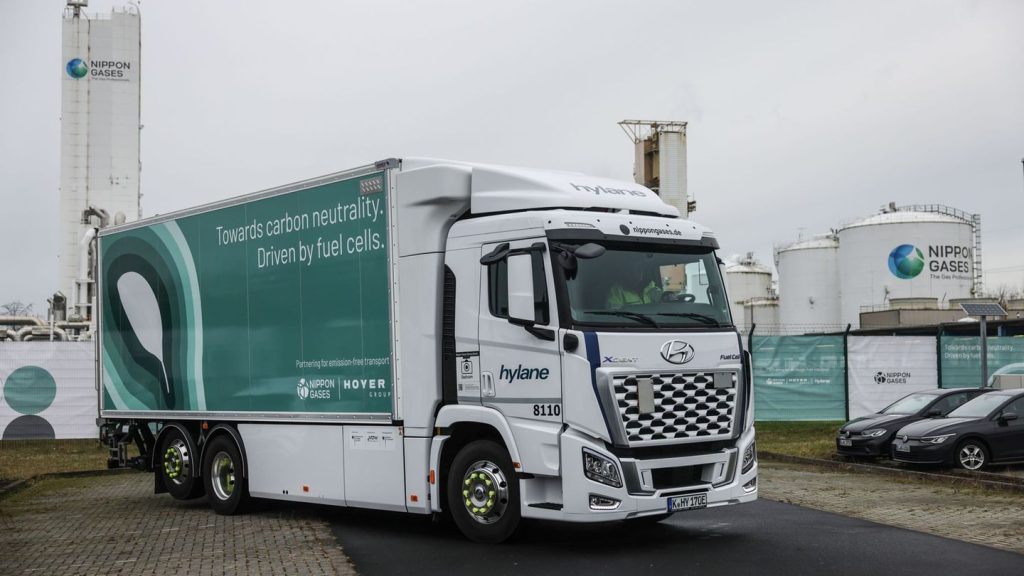 Verkehrswende: Ministerin lobt Wasserstoff-Lkw für Tankzeit und Reichweite