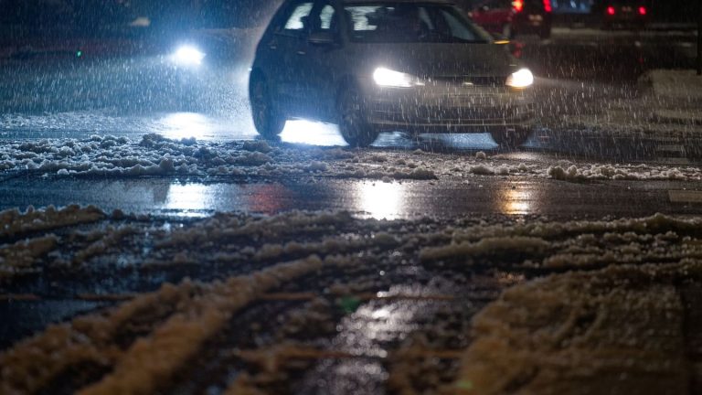 Wetter: DWD: Weiter viel Schnee in NRW - Glätte bis Freitag