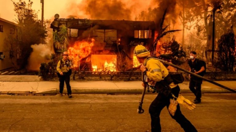 Flammeninferno in Los Angeles: Brände wüten weiter in Millionenmetropole