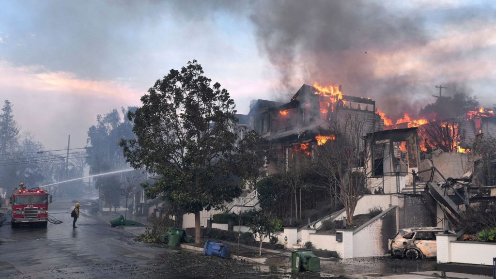 Feuer: Brandkatastrophe in Los Angeles: Erster Toter in Malibu