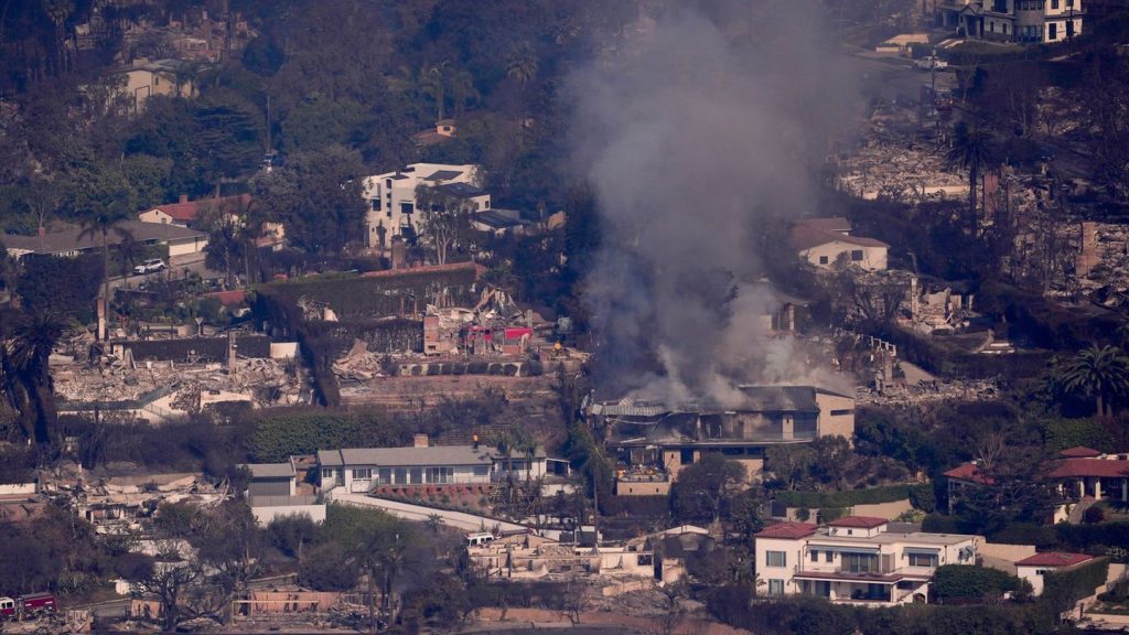 Feuer in Los Angeles: Berichte: Weiteres Todesopfer bei Bränden in Kalifornien