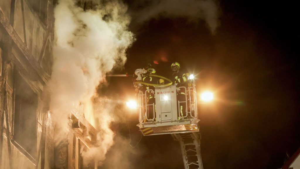 Altstadt Riedlingen: Fachwerkhaus in Vollbrand - drei Menschen vermisst