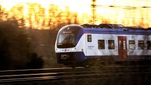 Unfall: Zug erfasst Auto an Bahnübergang in Oldenburg