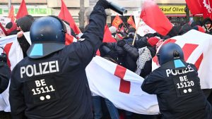 Demonstrationen: Gewalt bei Demo für Liebknecht und Luxemburg - Festnahmen