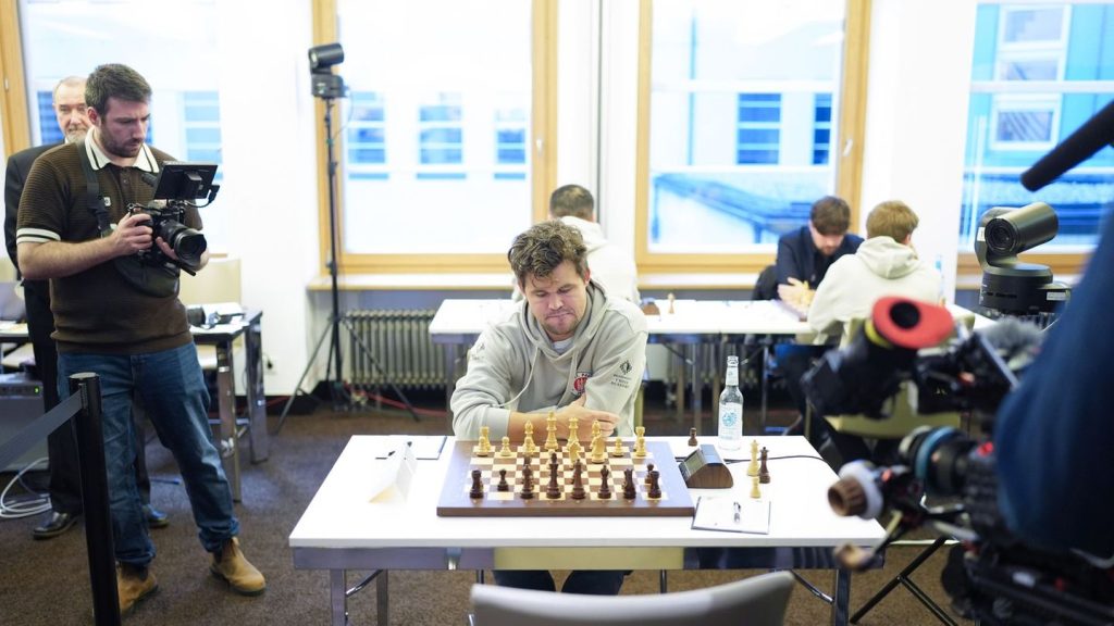 Nach Bundesliga-Debüt: Schach-Superstar Carlsen weiter für St. Pauli?